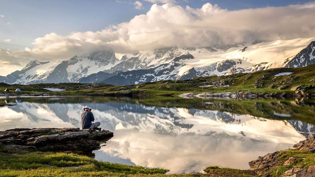Le parc national des Écrins, LE parc européen de la haute montagne Le parc national des Écrins, LE parc européen de la haute montagne