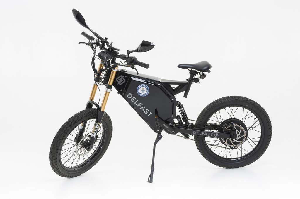this-electric-bike-offers-more-than-320-km-of-autonomy-and-spins-at-80