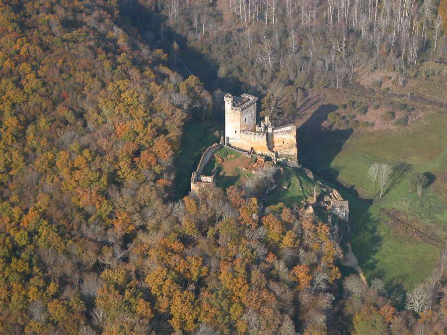 Le château de Commarque, en Dordogne Le château de Commarque, en Dordogne