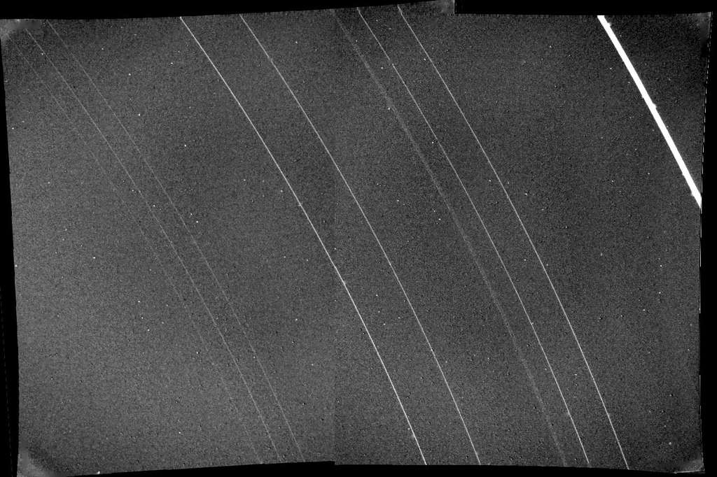 Les anneaux délicats d’Uranus photographiés par Voyager 2 le 23 janvier 1986 à quelque 1,1 million de km. © Nasa, JPL-Caltech