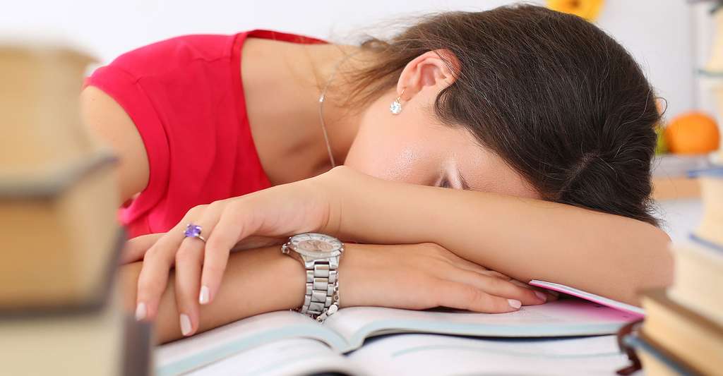 睡眠不足会降低学习成绩。 ©megaflopp,Shutterstock 睡眠不足会降低学习成绩。 ©megaflopp,Shutterstock