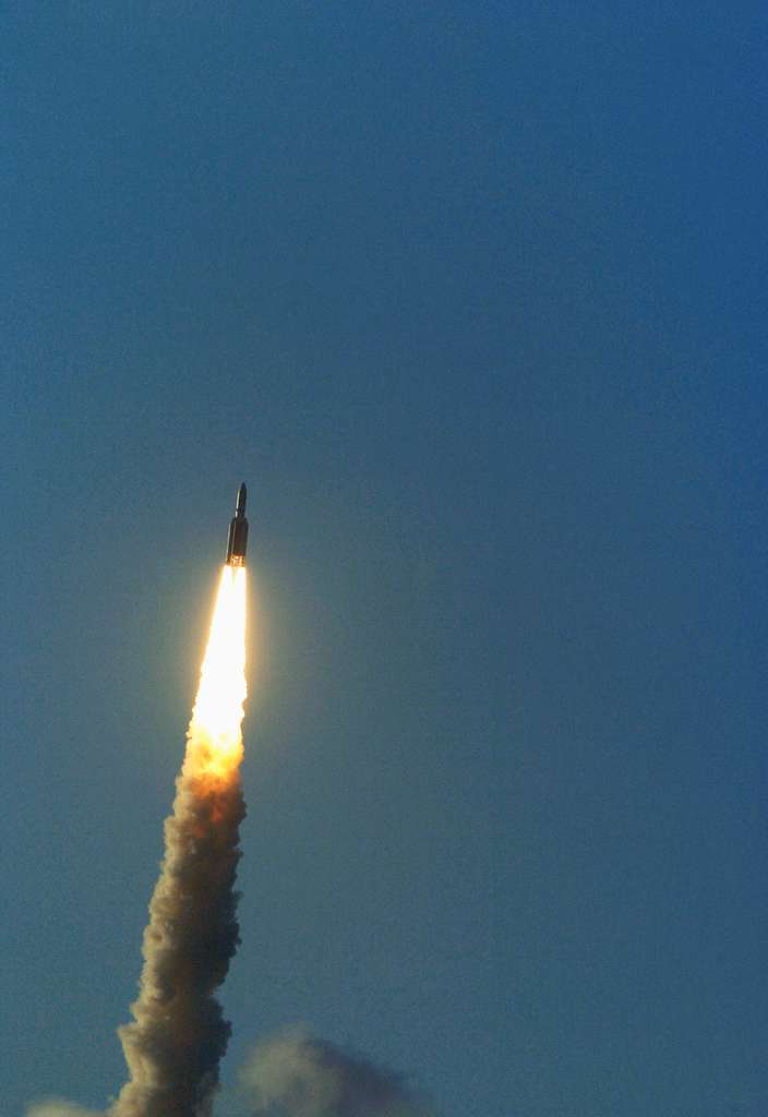Vol de qualification d'Ariane 5 ECA Vol de qualification d'Ariane 5 ECA