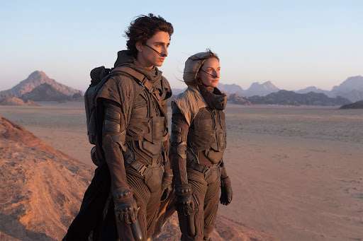 Extrait du film Dune (2021), avec Timothée Chalamet et Rebecca Ferguson. © Warner Bros., Legendary Pictures Extrait du film Dune (2021), avec Timothée Chalamet et Rebecca Ferguson. © Warner Bros., Legendary Pictures