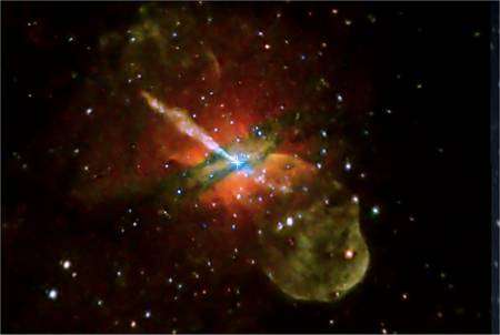La galaxie Centaurus A observée dans le domaine des rayons X par le télescope spatial Chandra. © X-ray (NASA/CXC/M. Karovska et al.); Radio 21-cm image (NRAO/AUI/NSF/J.Van Gorkom/Schminovich et al.), Radio continuum image (NRAO/AUI/NSF/J.Condon et al.); Optical (Digitized Sky Survey U.K. Schmidt Image/STScI)