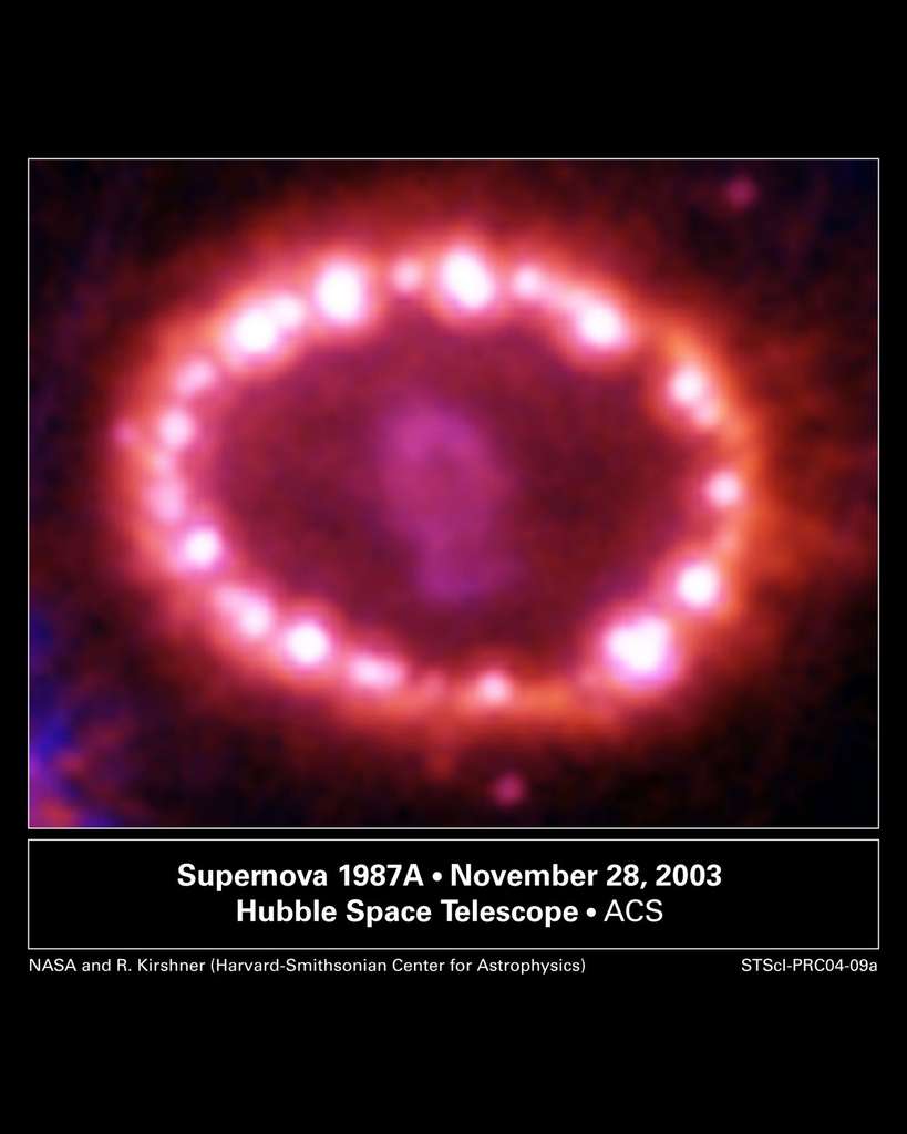APOD: 2006 January 25 - The Expanding Light Echoes of SN 1987A