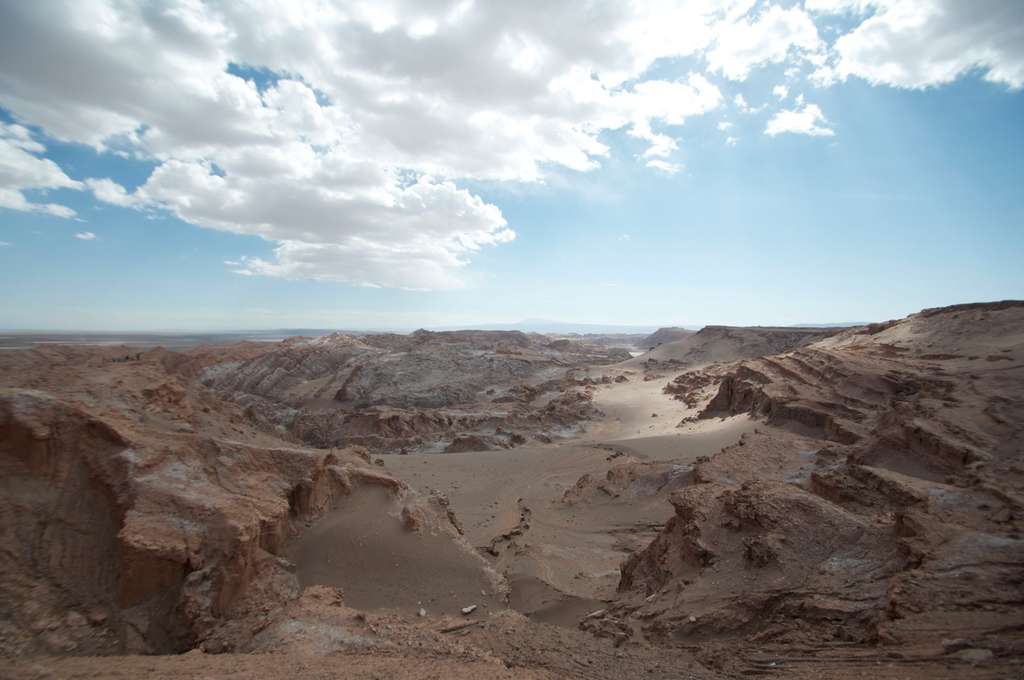 Le Valle de la Luna, une vallée lunaire au milieu de l’Atacama Le Valle de la Luna, une vallée lunaire au milieu de l’Atacama