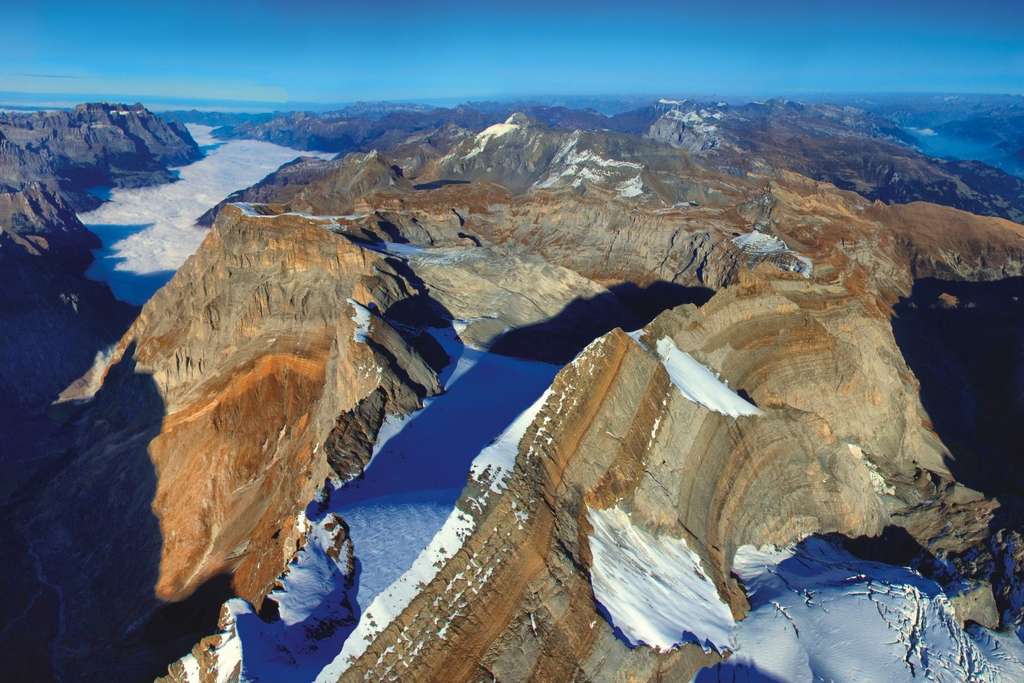 Selon les prévisions faites par le Giec, les glaciers alpins ont perdu entre 20 et 30 % de leur volume depuis 1980 à cause du réchauffement. Ils pourraient régresser de 30 à 70 % de leur volume d'ici 2050. © Kurt Stuewe, imaggeo.egu.eu