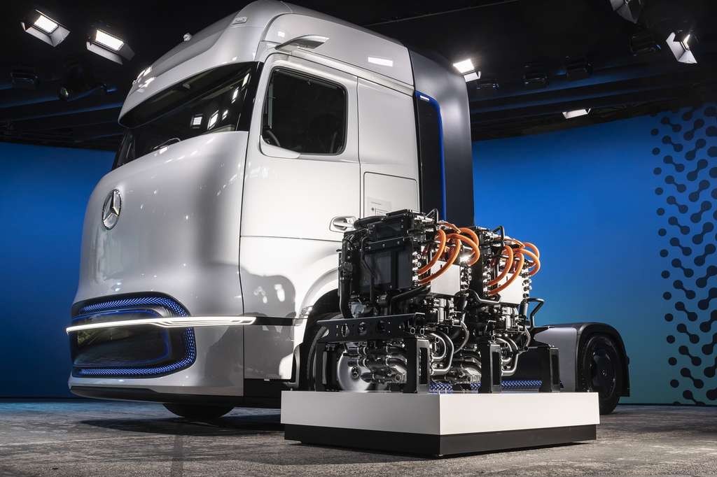 Le GenH2 Truck utilise une pile à combustible à hydrogène liquide. © Daimler Trucks