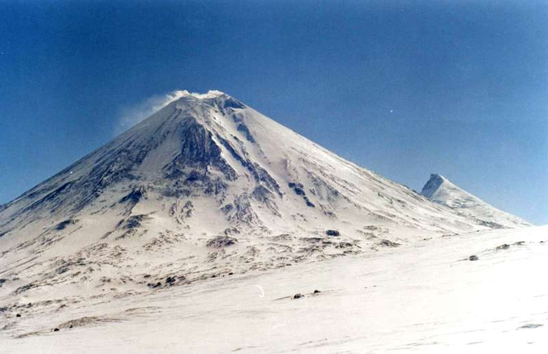 Klyuchevskov, volcan de la péninsule du Kamchatka en Russie. © Wikimedia Commons, domaine public