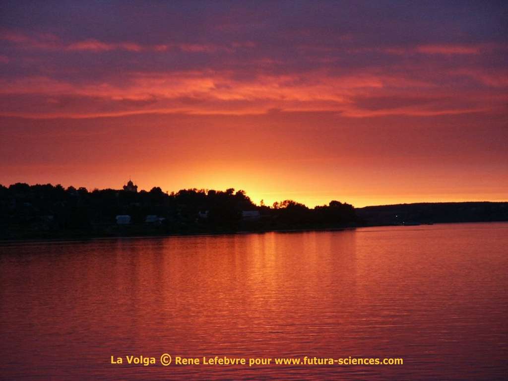 Soleil sur un lac Soleil sur un lac