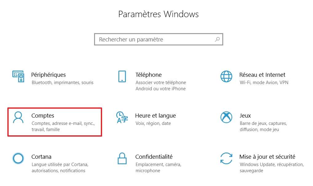 Allez dans les paramètres des « Comptes ». © Microsoft