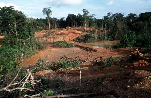 Exploitation mine d'or - - French Guiana (FR). © WWF-Canon / Michel GUNTHER