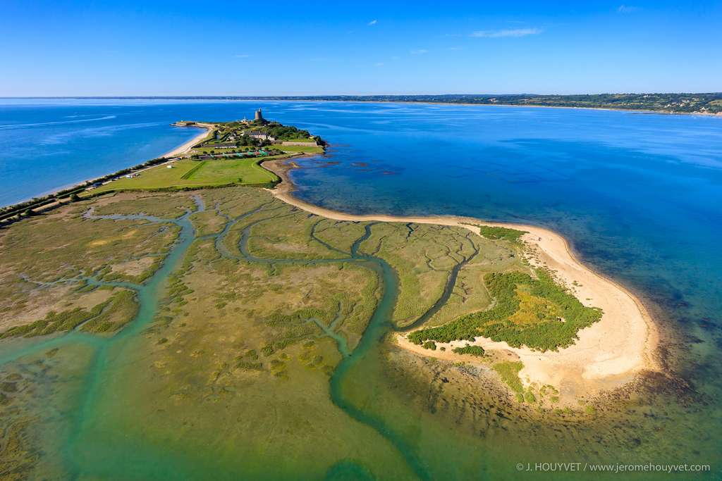 Le fort de la Hougue, œuvre majeure de Vauban Le fort de la Hougue, œuvre majeure de Vauban