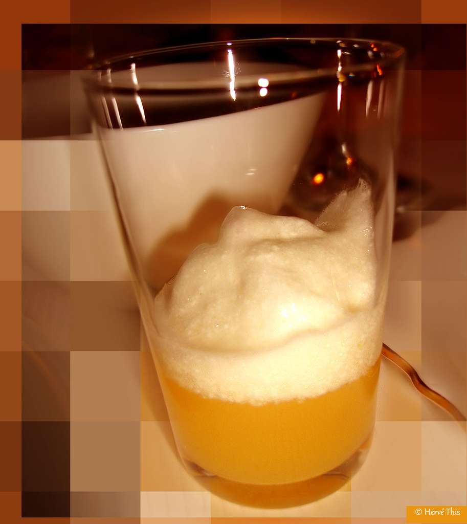 Chaptals : des mousses aux œufs et leur jus d'orange Chaptals : des mousses aux œufs et leur jus d'orange