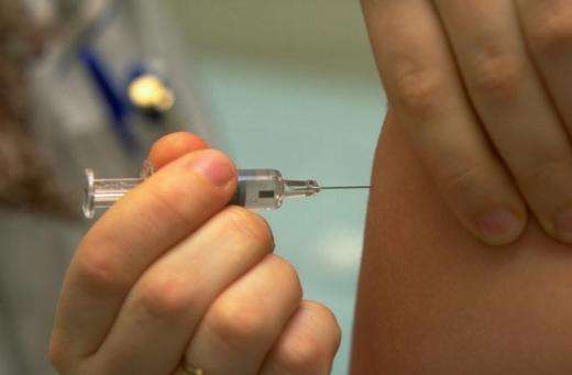 Le vaccin contre la grippe saisonnière. © leforik.com