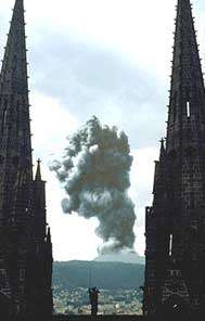 La menace d'une éruption sur Clermont Ferrand ? (© LVA)