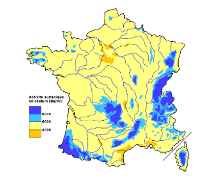 Carte des dépôts de césium 137 en France dus aux retombées des essais nucléaires atmosphériques corrigés de la décroissance radioactive jusqu'en 2003. © DR