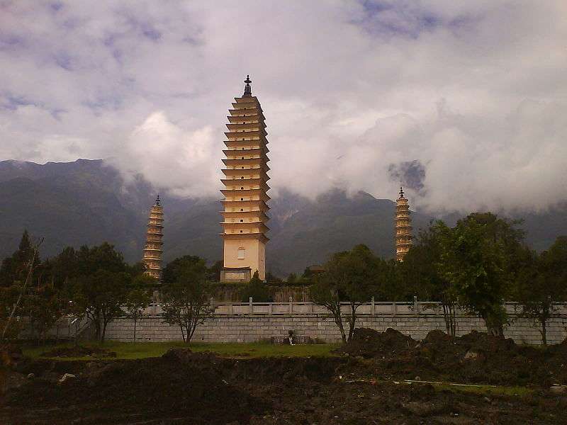 Le temple des trois pagodes, à Dali Le temple des trois pagodes, à Dali