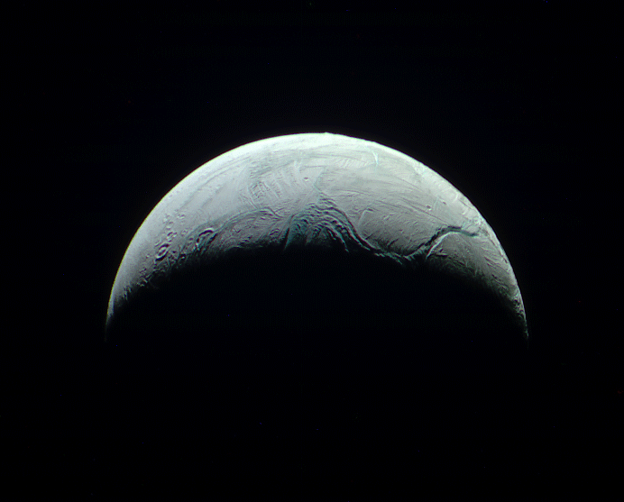 Animation créée à partir de 6 images prises par Cassini en l’espace de 15 mn le 1er août 2017, à 180.000 km de distance. © Nasa, JPL-Caltech, Space Science Institute