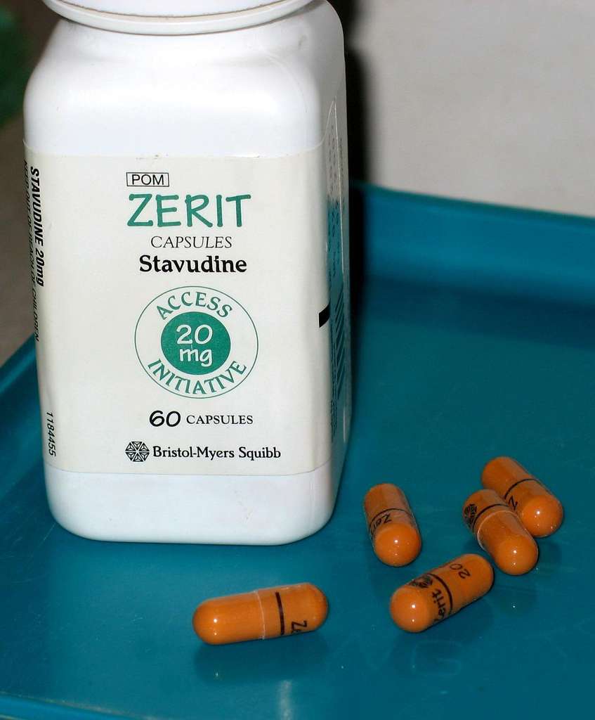 La stavudine, vendue sous le nom commercial de Zerit, est un antirétroviral inhibiteur nucléosidique de la transcriptase inverse. Ce médicament est sur le marché depuis 1994. © MikeBlyth, Flickr, cc by nc sa 2.0