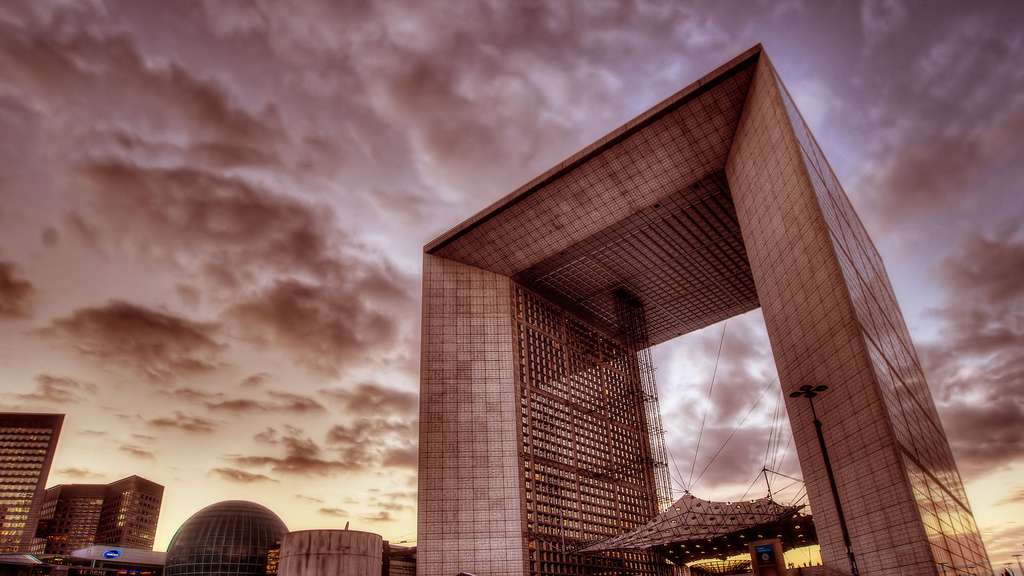 La grande arche de la Défense La grande arche de la Défense