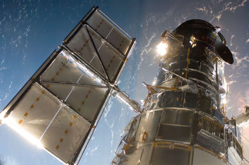 Hubble, le photographe photographié Hubble, le photographe photographié
