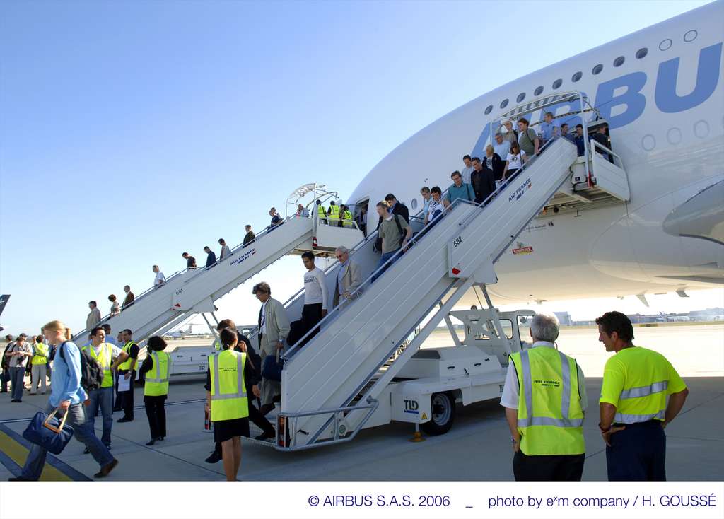 A380 : premier vol avec passagers A380 : premier vol avec passagers
