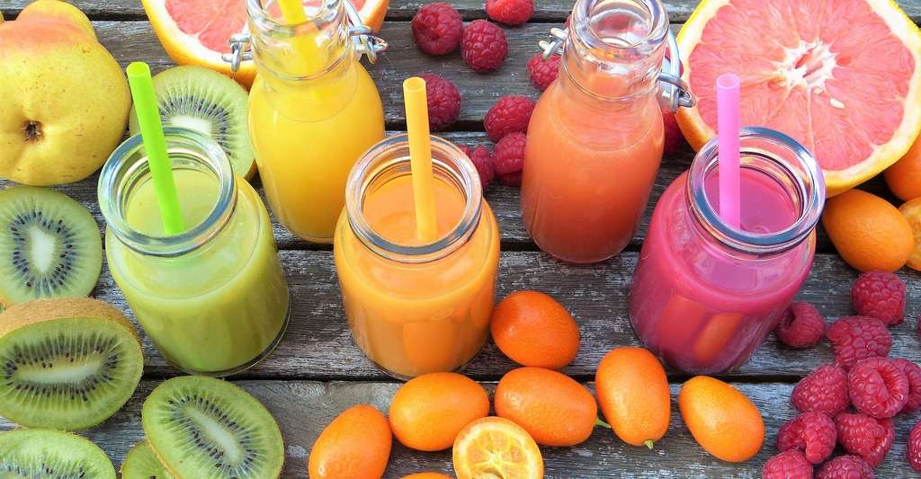 Les jus de fruits jouissent d’une image saine. Pourtant, des travaux montrent qu’ils pourraient, tout comme les sodas, nuire à notre santé. © silviarita, Pixabay License
