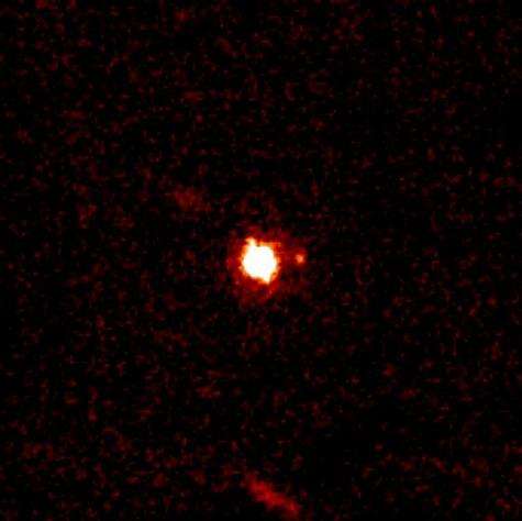 2003 UB 313, avec son satellite. Plus grosse que Pluton, elle a imposé de préciser la notion de planète.
