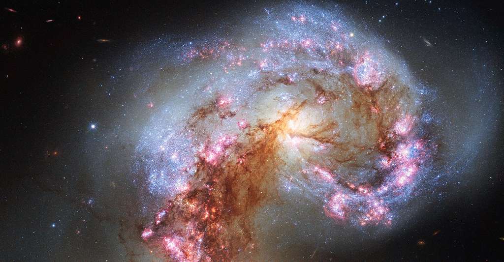 Galaxies NGC 4038 and NGC 4039. © ESA/Hubble & NASA, CC BY 4.0