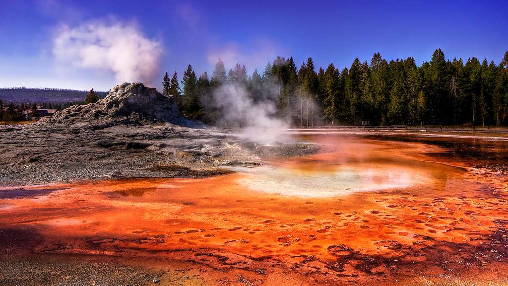 Les zones géothermiques de Yellowstone Les zones géothermiques de Yellowstone