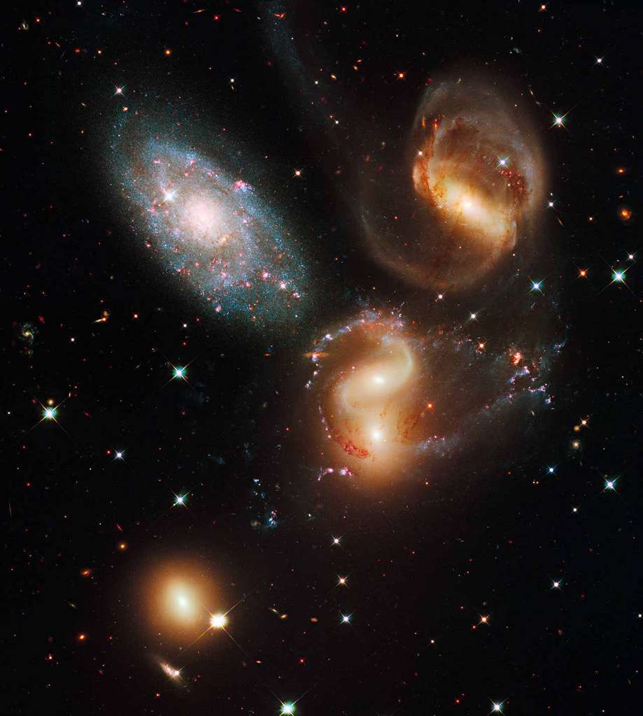 Le Quintette de Stephan vu par le télescope spatial Hubble. © NASA, ESA, Hubble SM4 ERO Team