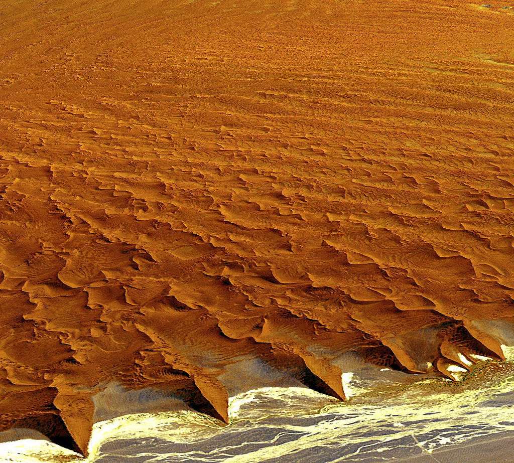 Dunes dans le désert de Namibie