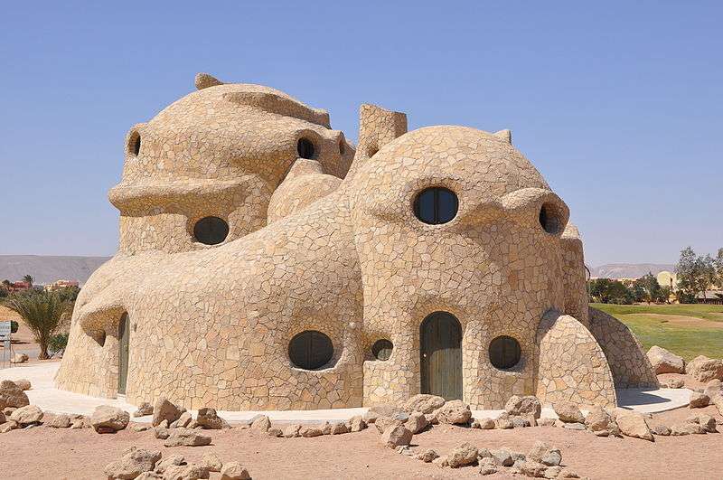 La maison tortue, de l'architecte Kurt Völtzke, à El Gouna (Égypte) La maison tortue, de l'architecte Kurt Völtzke, à El Gouna (Égypte)
