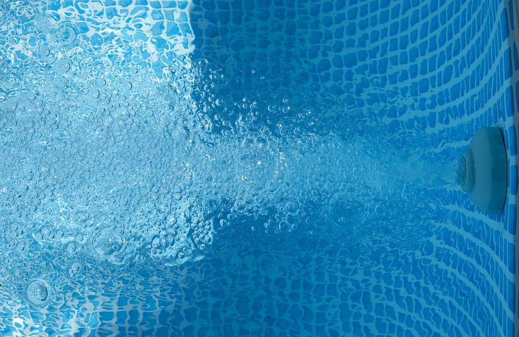 Filtration pour piscine : quelle méthode choisir ?