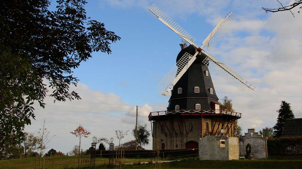 Le moulin à vent de Løve Mølle, Danemark Le moulin à vent de Løve Mølle, Danemark