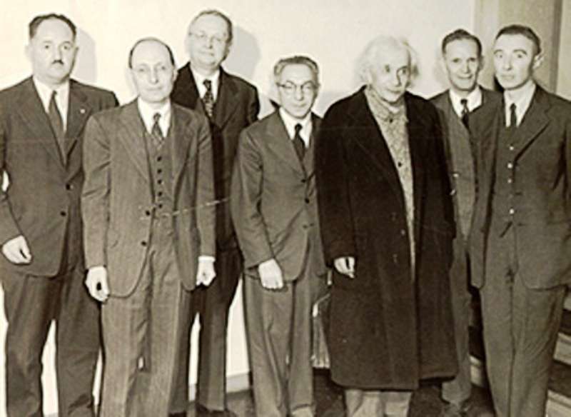 Biographie | Hermann Weyl - Mathématicien aux universités de Zurich et ...