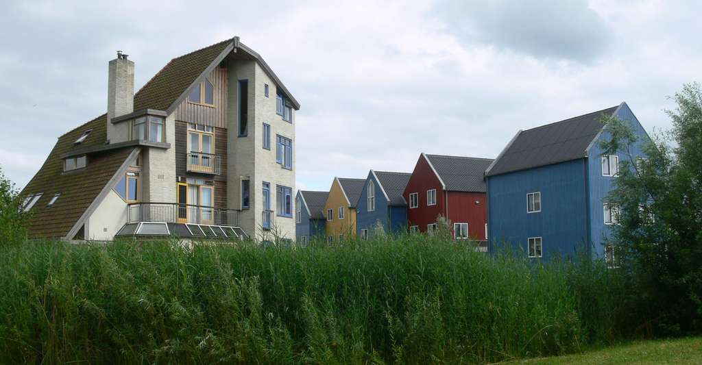 Eva Lanxmeer, un écoquartier aux maisons autoconstruites, aux Pays-Bas Eva Lanxmeer, un écoquartier aux maisons autoconstruites, aux Pays-Bas