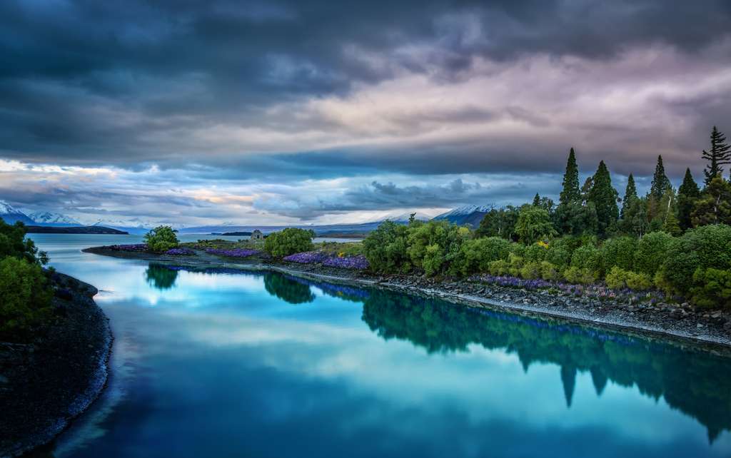 Le lac Tekapo, aux teintes magiques Le lac Tekapo, aux teintes magiques