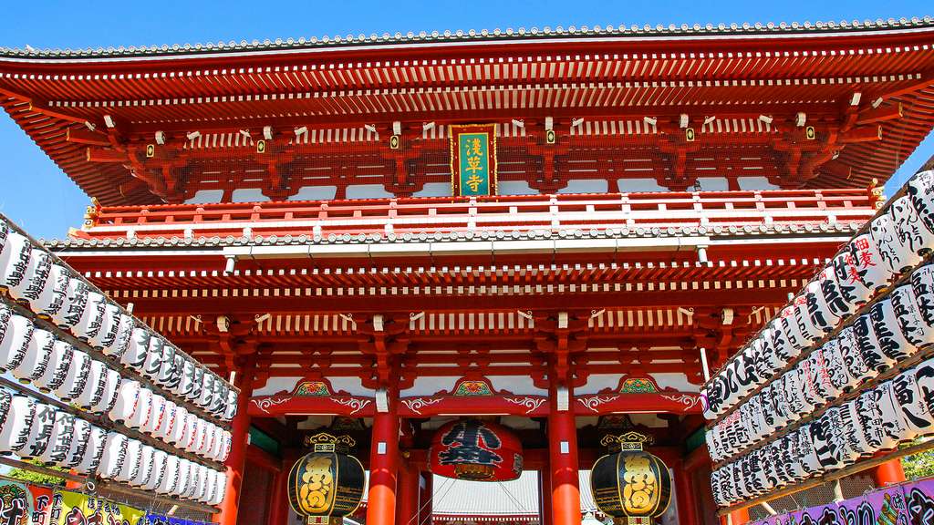 Le temple Senso-ji, à Asakusa Le temple Senso-ji, à Asakusa