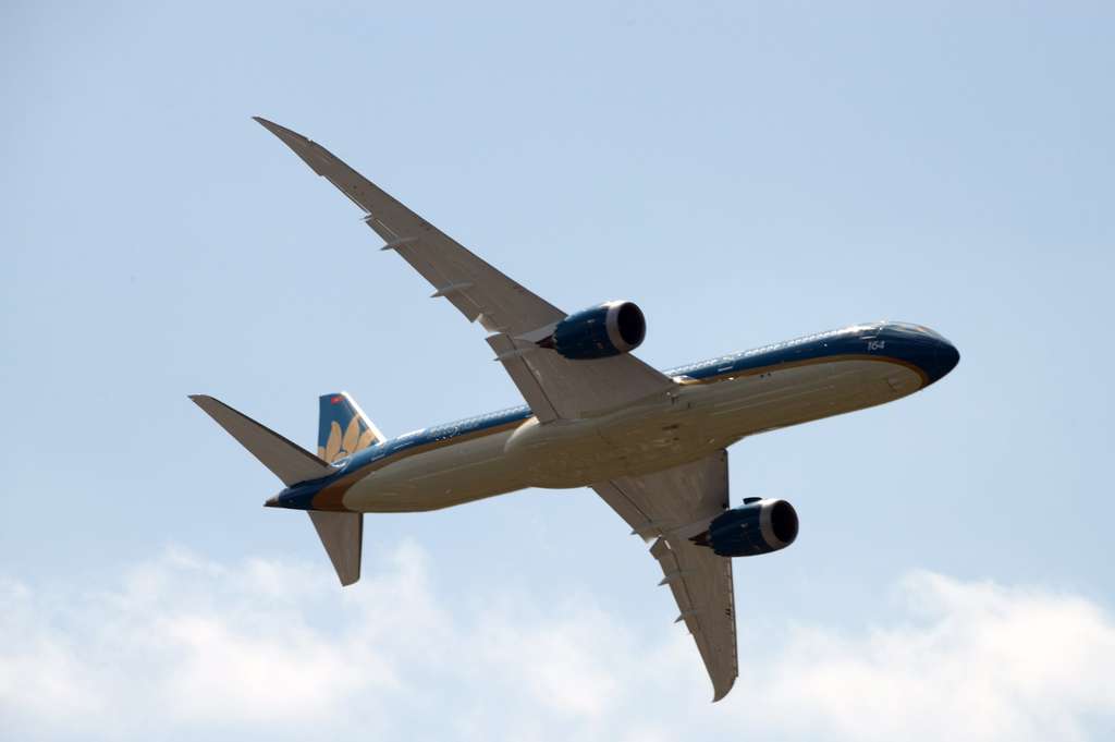 Le Boeing 787 Dreamliner, l'avion de ligne qui décolle (presque) à la verticale ! Le Boeing 787 Dreamliner, l'avion de ligne qui décolle (presque) à la verticale !