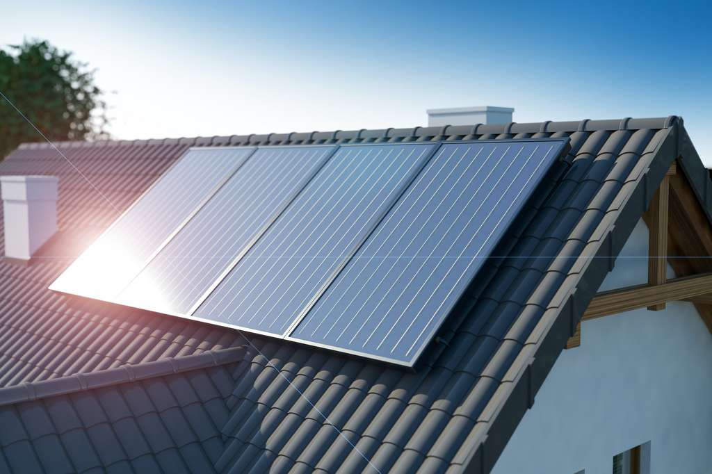 La performance des panneaux solaires photovoltaïques va dépendre de leur orientation mais aussi du taux d'ensoleillement. © Studio Harmony, Adobe Stock