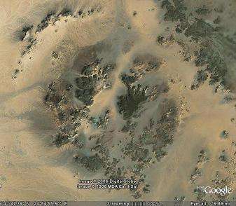 Le cratère Kebira vu par Google Earth (Crédits : Google Inc)