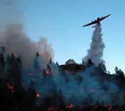 Mieux vaut prévenir que guérir. En matière de feux de forêts, une maxime qui passe par la surveillance globale Mieux vaut prévenir que guérir. En matière de feux de forêts, une maxime qui passe par la surveillance globale