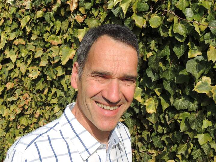 Frédéric Choiselat est agriculteur. Il cultive principalement des céréales, telles que le blé, le chanvre, l'orge... mais également des betteraves sucrières. Il est à la fois « céréalier » et « betteravier ». On dit qu'il s'occupe de « grandes cultures », de par les surfaces octroyées à ces espèces, bien plus importantes qu'en maraîchage. © Frédéric Choiselat