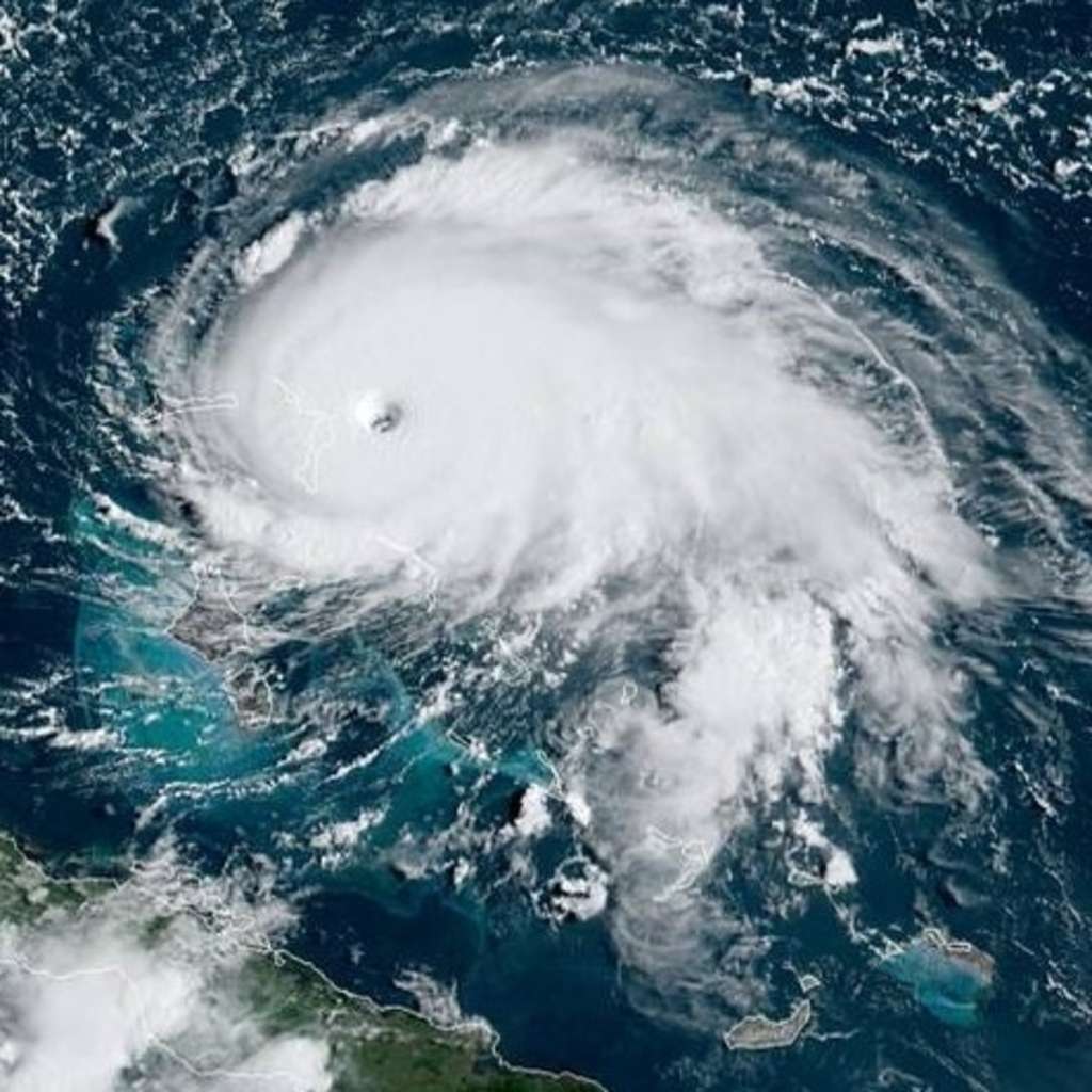 L’ouragan Dorian, le 1er septembre 2019 au large des Bahamas, après son passage en catégorie 5 et son pic d’intensité. © Rainclaw7, Noaa, Wikipedia, CC by-sa 4.0