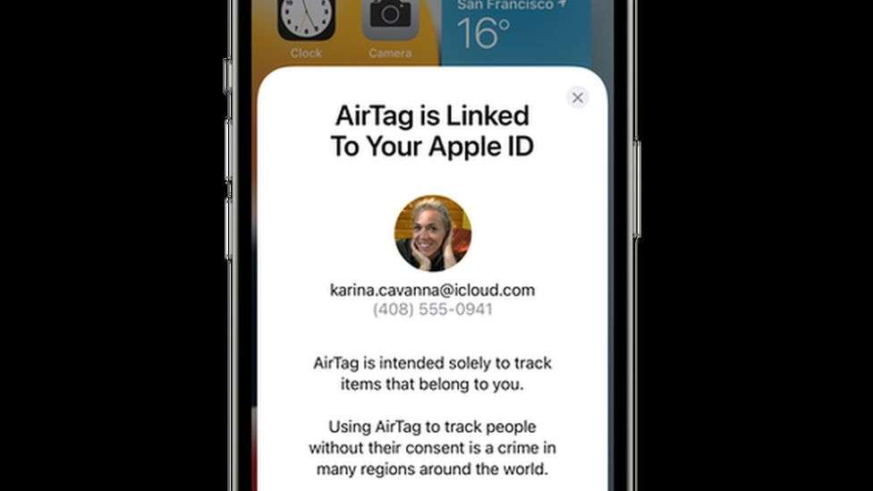 Un message d'alerte prévient le possesseur d'AirTag que le fait de suivre des personnes sans leur consentement est un délit. © Apple