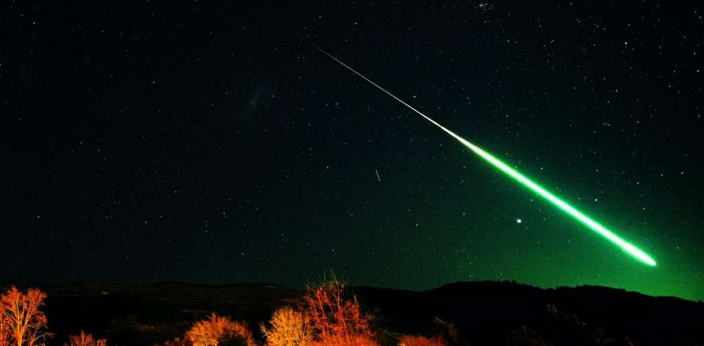 Le météore qui a traversé le ciel nocturne le 22 juillet au-dessus de la Nouvelle-Zélande. © Greg Price