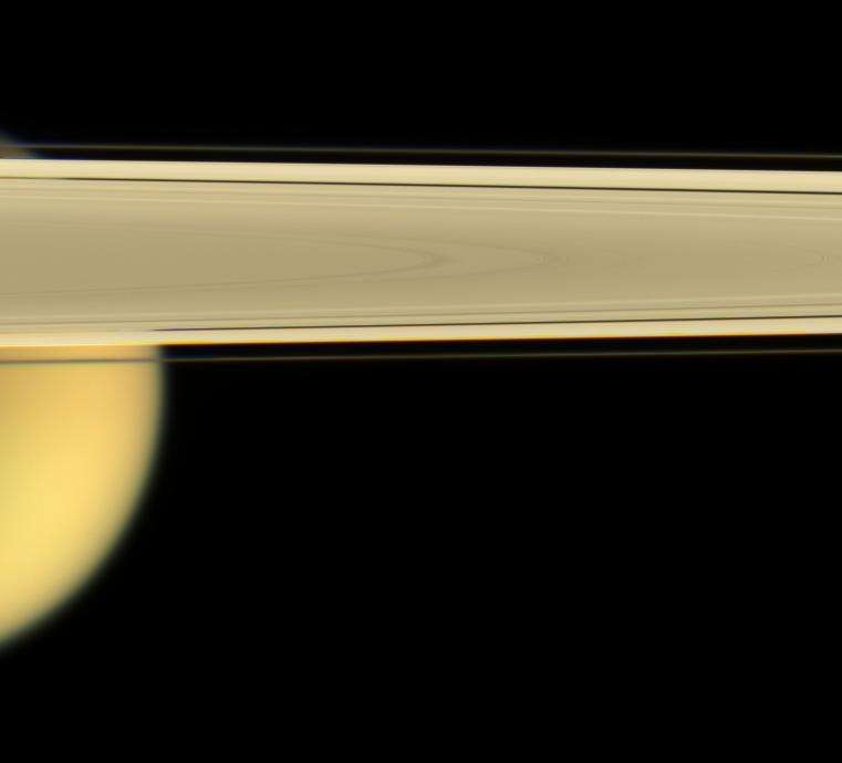 Titan, le plus grand satellite de Saturne Titan, le plus grand satellite de Saturne