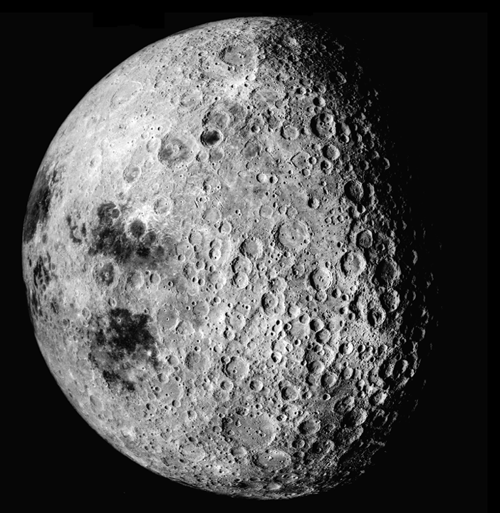 Une vue de la face cachée de la Lune, prise lors de la mission Apollo 16. © Nasa